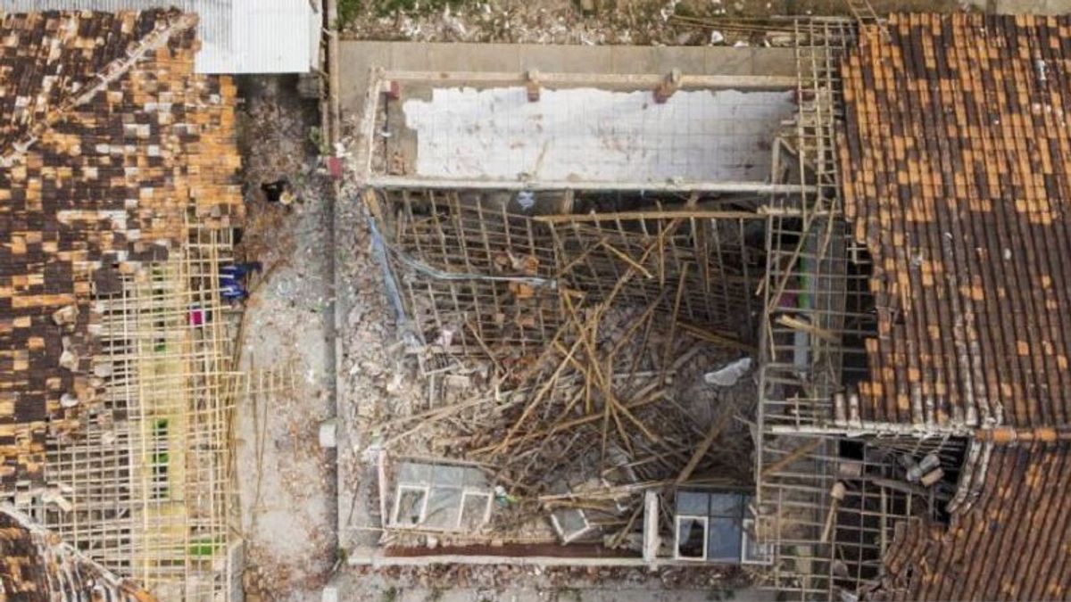 3 Bangunan SDN di Karawang Ambruk, Padahal Usul Rehab Ringan Sudah Diajukan 2018 Silam
