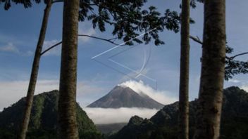 Mount Merapi Experienced 161 Earthquakes Falls