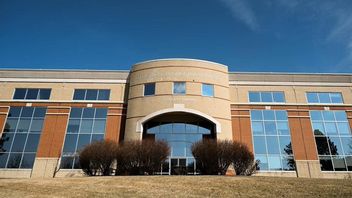 Amazon Gelontorkan Rp7,1 Triliun untuk Bangun Pusat Data AI di Virginia