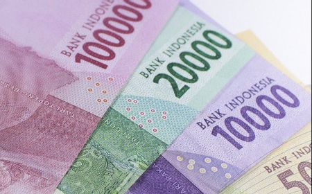 Rupiah Selasa Ditutup Melemah Tipis 0,07 Persen ke Rp14.905 per Dolar AS