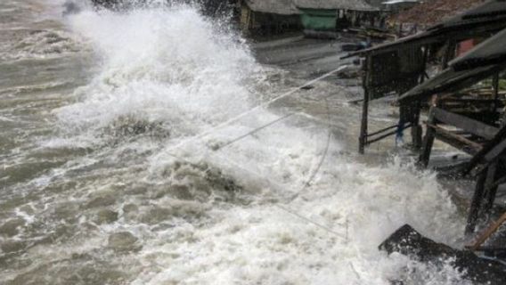 Potensi Ombak Tinggi di Perairan Aceh, BMKG Imbau Masyarakat Waspada 