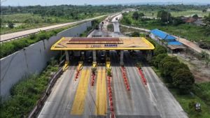 Jasamarga Bongkar Gerbang Tol Sadang Purwakarta