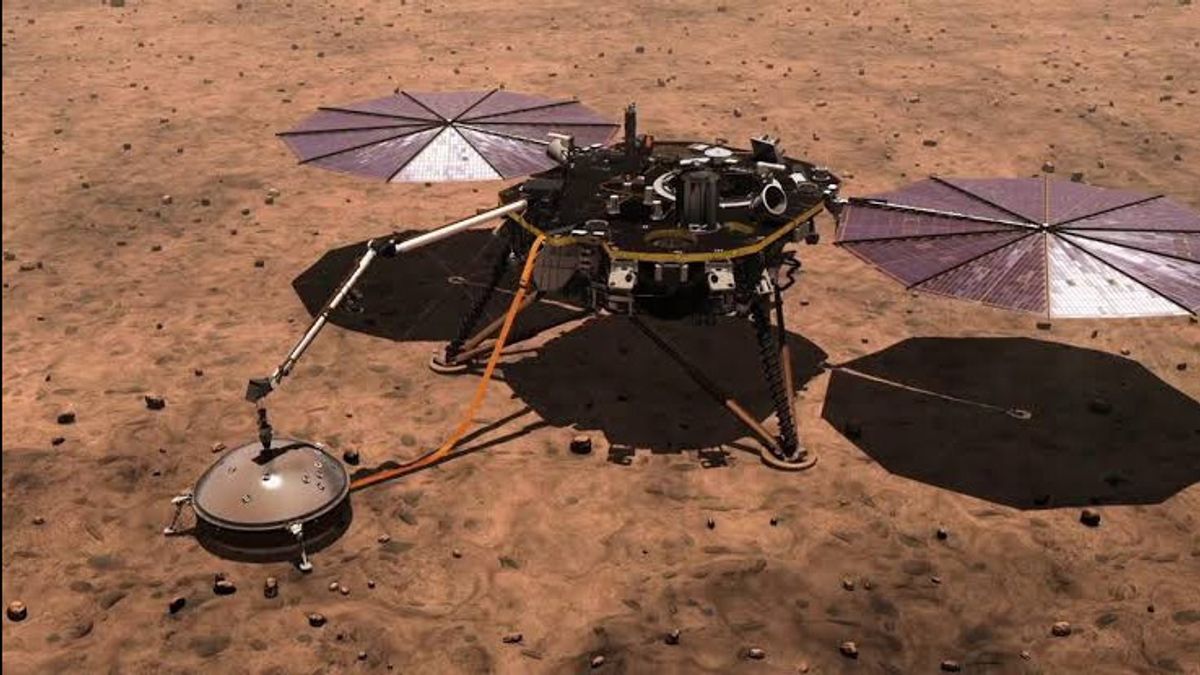 InSight着陸ロボットは素晴らしい、低バッテリーですが、まだ火星の地震を狩るつもりです