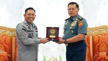 TNI Commander And Kabakamla Synergy Guard Indonesian Maritime Areas