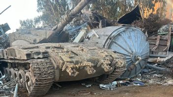 ゴミ捨て場で発見された盗まれたイスラエルのメルカバ戦車、2人の容疑者が逮捕されました