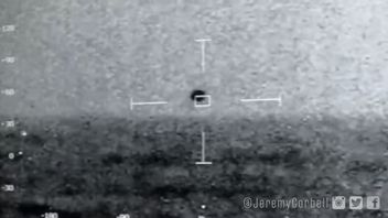 Heboh UFO Kerumuni Kapal Perang AS, Benarkah Alien itu Ada?
