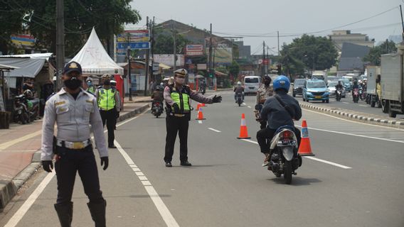 Besok Transportasi Umum Dilonggarkan, Mudik Tetap Dilarang