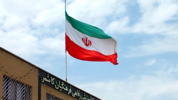 Iranian Court Sentenced French Man To 8 Years In Prison Accused Of Spying