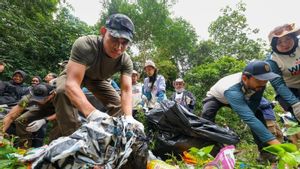 Hampir 1 Ton Sampah Disapu Relawan di 3 Destinasi Wisata IKN