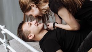 3 Hal yang Pria Ingin Wanita Ketahui Tentang Seks