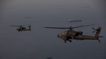 伊朗关闭霍尔木兹海峡，回应美国继续封锁