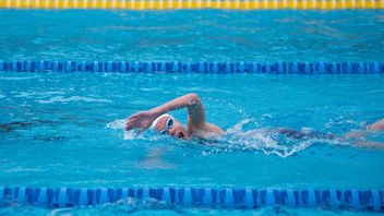 Ketahui 7 Teknik Bernapas yang Benar Saat Berenang 