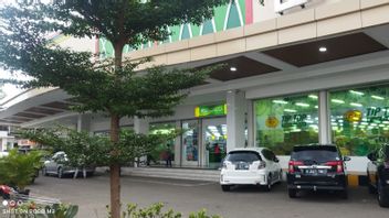 Pencuri di Supermarket TipTop Pondok Bambu Ditangkap Saat Beraksi