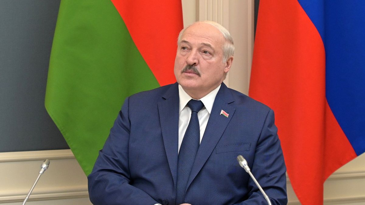 Presiden Belarusia Lukashenko Sebut AS Mungkin Gunakan Konflik di Timur Tengah untuk Memulai Perang Dunia III