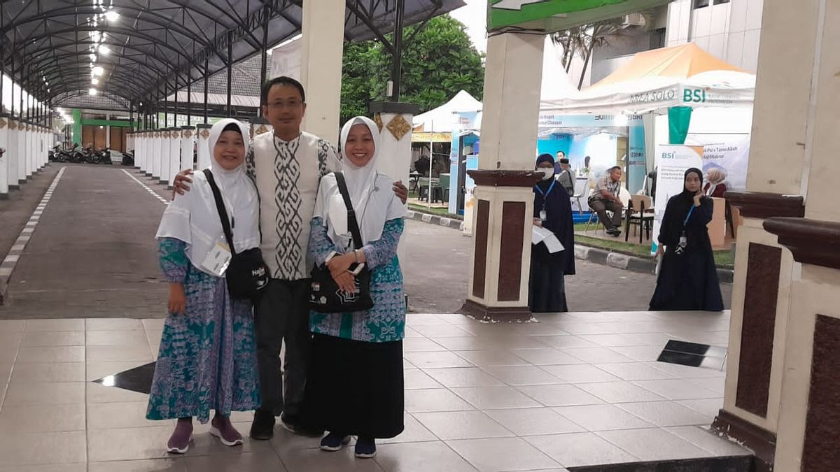 Jamaah Calon Haji Terakhir Diberangkatkan, Kelakar Kepala Kemenag Demak: Keluarga Paling Penuh Cerita