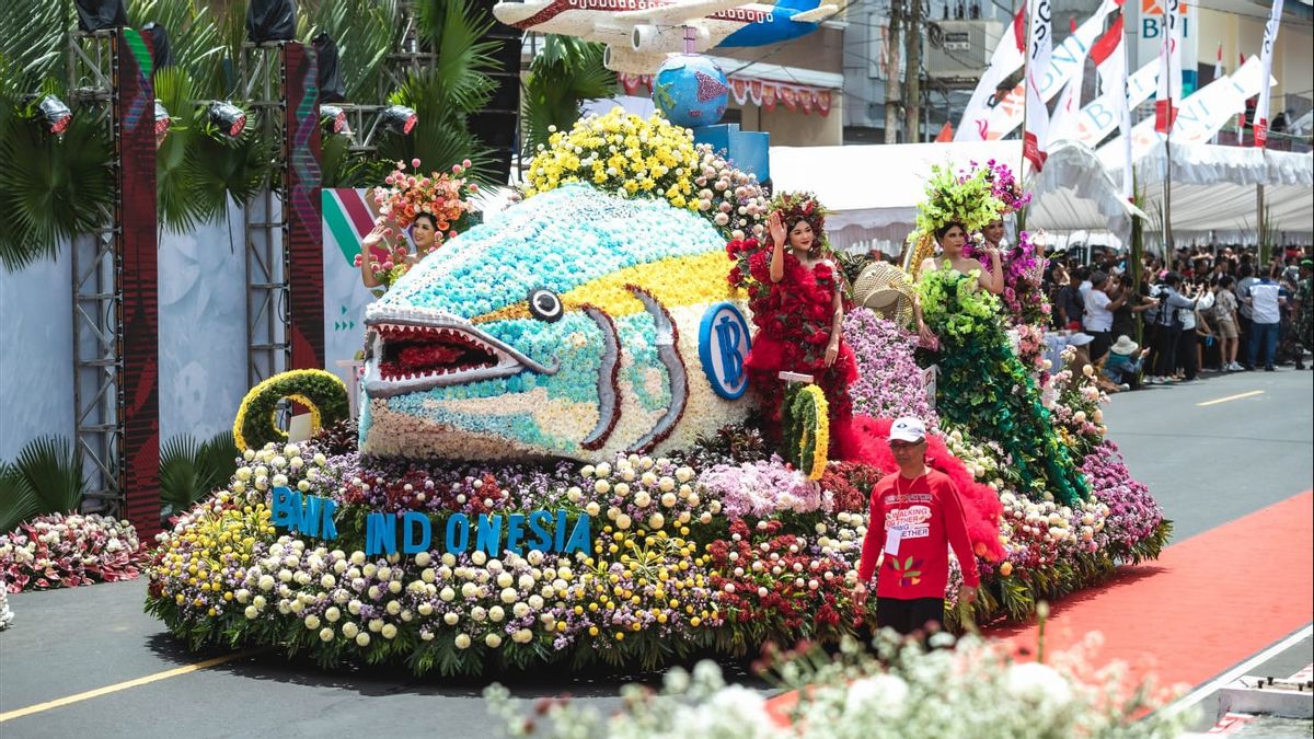 トモホンフラワーフェスティバルパレード、外国人観光客を引き付けることができる隠されたジェム