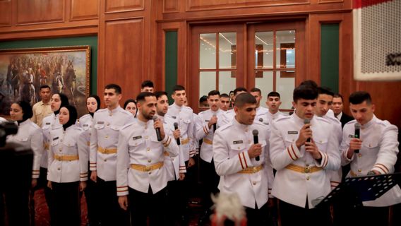 Momen Mengharukan Saat Lagu Kebangsaan Palestina Dinyanyikan di Kampus Unhan