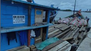 Kolaborasi Bareng Bakamla, Kemenhut Amankan 443 Batang Kayu Olahan Ilegal di Batam