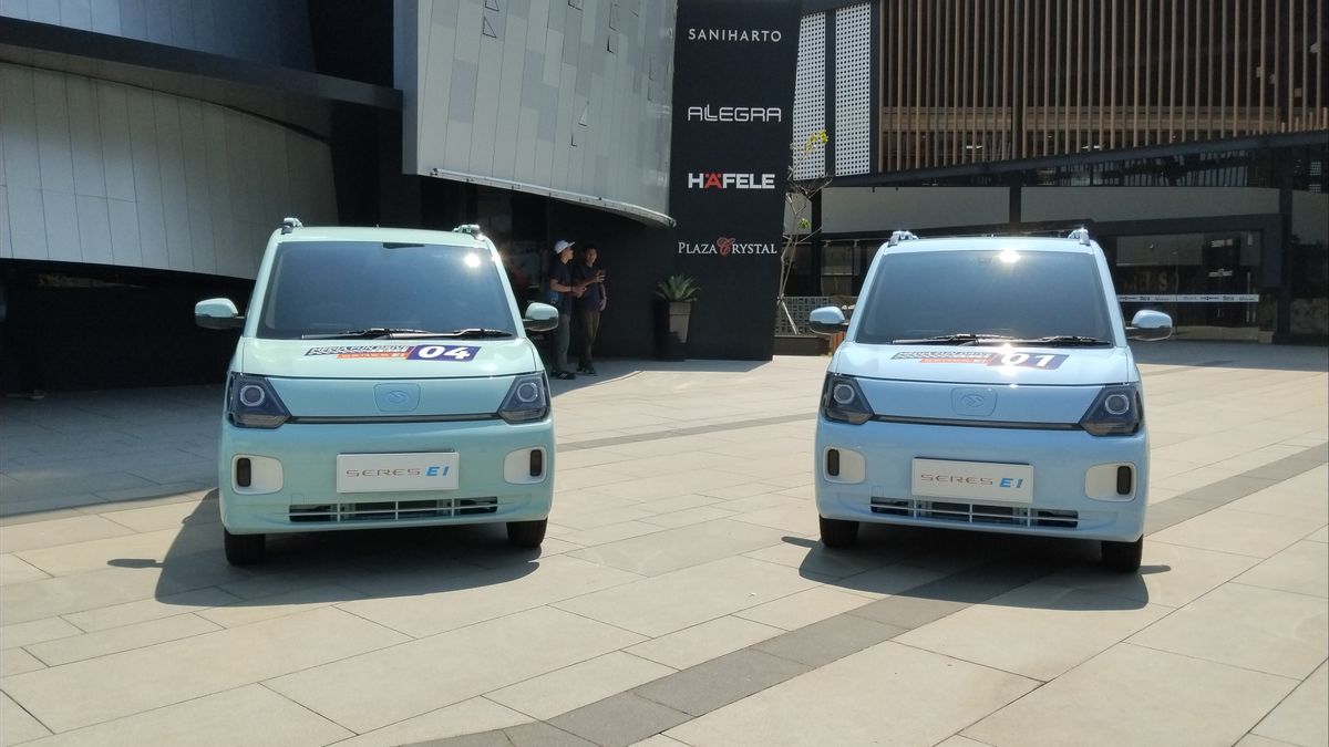 All Day Together With E1 Seres, Pure Electric Cars For Urban That Have A Stylish Look