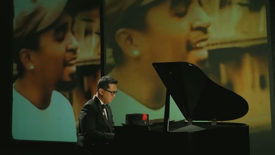 Andi Rianto Presents Beautiful Glenn Fredly's Voice On The Song Responded With Lies