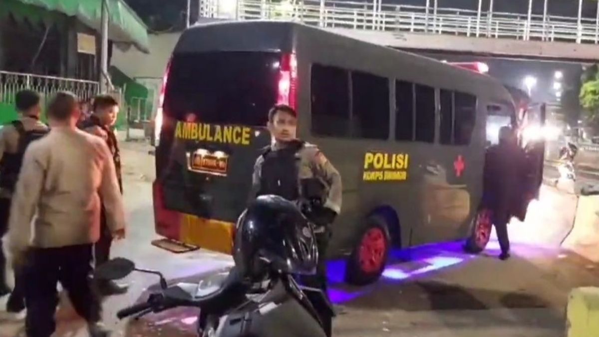 Semakin Berani, Pelaku Tawuran di Pasar Gembrong Nekat Siram Polisi Pakai Air Keras