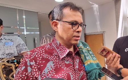 Luhut Sebut BTS Tidak Diperlukan Karena Ada Starlink, Begini Respon Wamenkominfo