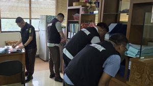 Ruang Sudin UMKM Jaktim Digeledah Kejari Buntut Dugaan Mark Up Pengadaan Mesin Jahit