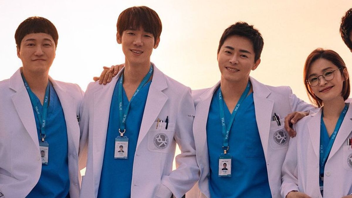 Cerita Drama Berakhir, Pemain Hospital Playlist Reuni di Variety Show Na Young Suk 