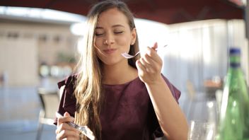 rénit : 3 habitudes avant le repas qui sont efficaces pour perdre du poids