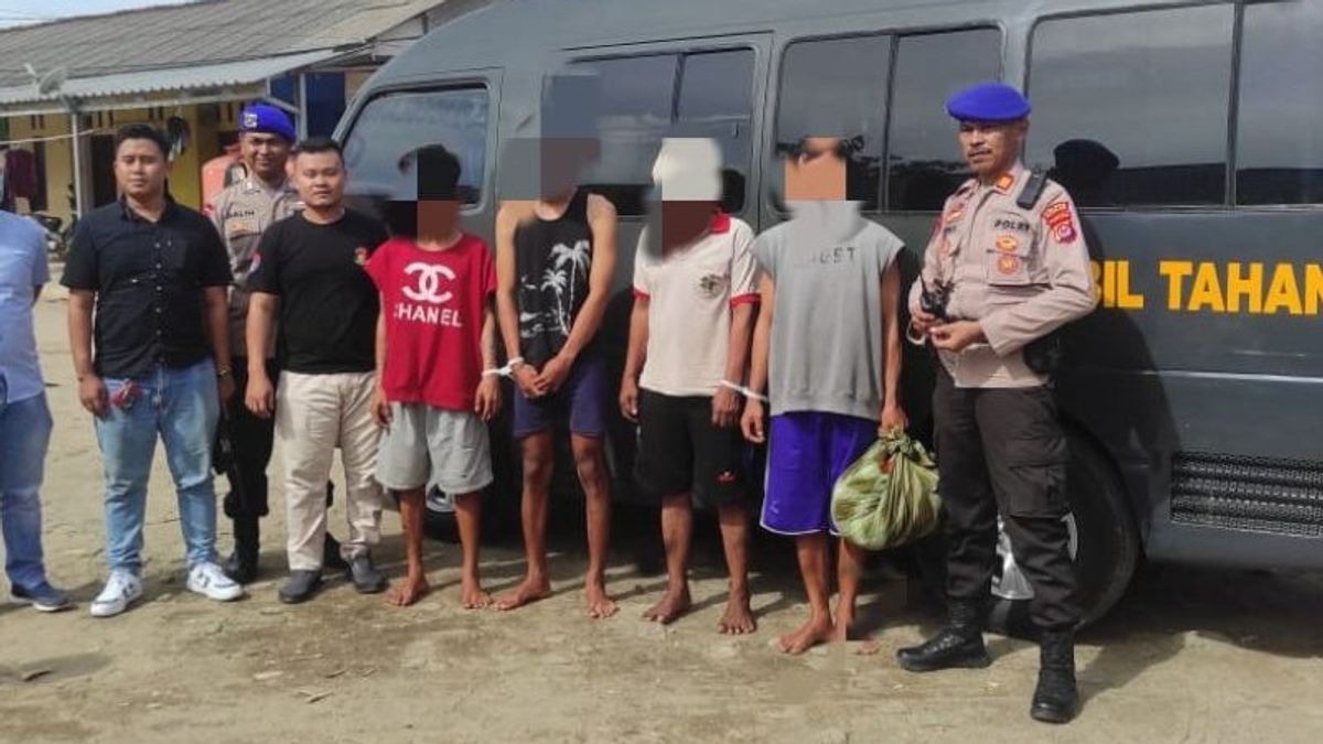 Penangkap 5 Pelaku Di Taman Nasional Ujung Kulon, Polres Pandeglang Sita 12 Botol Bom Ikan Rakitan Siap Leak