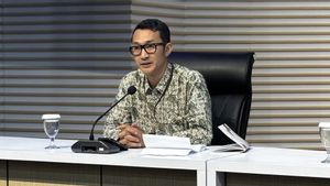 k s’est emparé de 10 millions de roupies d’un terrain prétendument appartenant à Anwar Sadad lié à la corruption du Fonds de dépense de Jatim