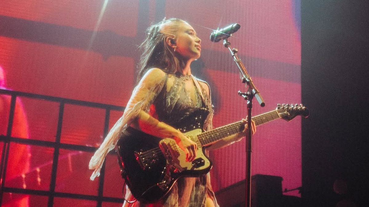 曲「You'll Be In My Heart」は、NIKIの愛を込めて再び輝いている