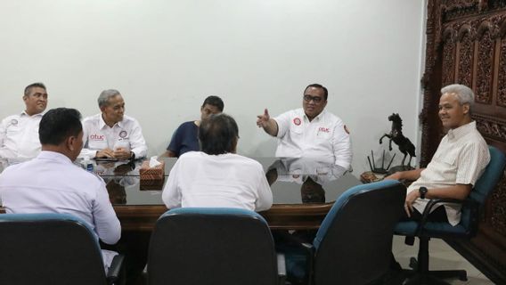 Ganjar Pranowo Welcomes The Support Of The Confederation Of Trade Unions For The 2024 Presidential Election