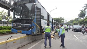 بدء التدقيق في حوادث الحافلات ترانسجاكارتا، اللجنة الوطنية لسلامة النقل تسلط الضوء على العوامل المتهورة لإرهاق السائق