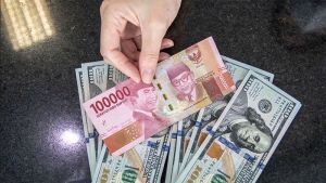 低卢比至每美元16,054印尼盾,潜在的疲软高达一周