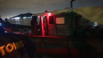 Bea Cukai Batam Tangkap Kapal Kayu yang Mengangkut Tas dan Sepatu Bekas Ilegal