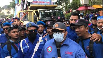 Puluhan Ribu Buruh Bakal Padati GBK 14 Mei Berpotensi Bikin Macet, Presiden KSPSI: Kami Minta Maaf Pada Warga Jakarta