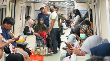 Pengumuman! Penumpang LRT Jabodebek Boleh Makan dan Minum di Dalam Kereta Saat Buka Puasa