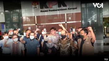 VIDÉO: Les Employés De KPK Pleurent à Des Moments D’adieu Du Roman Baswedan Et Al Qui Ont été Licenciés