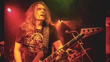 Megadeth 前贝斯手大卫·埃尔夫森讨厌音乐被称为工作