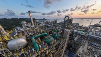 If RDMP Balikpapan is already operating, the Minister of Energy and Mineral Resources emphasizes that there will be no imports of solar in 2026