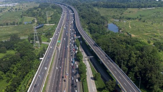 <i>One Way</i> Arah Jakarta Dimulai, Pemakai Kendaraan ke Bandung dan Semarang Bisa Manfaatkan Rute Alternatif Ini