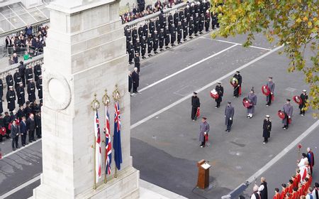 Perdana Raja Charles III Pimpin Remembrance Sunday, Dihadiri Rishi Sunak dan Tujuh Mantan PM Inggris