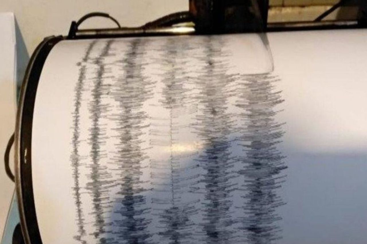 今日のインドネシアの地震map ロンボクはどこにありますか 巨大な6 4の地震が観光島で14人を殺す
