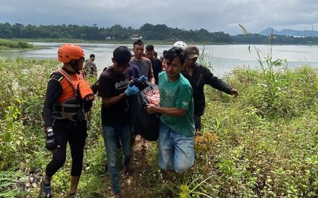 Pria Hanyut di Sungai Citarum Bandung Ditemukan Tewas, Dievakuasi ke Cihampelas