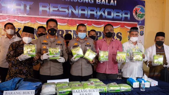 Nelayan di Tanjungbalai Sumut Dapat 21 Kg Sabu Mengapung di Laut, Ditangkap saat Ingin Menjual