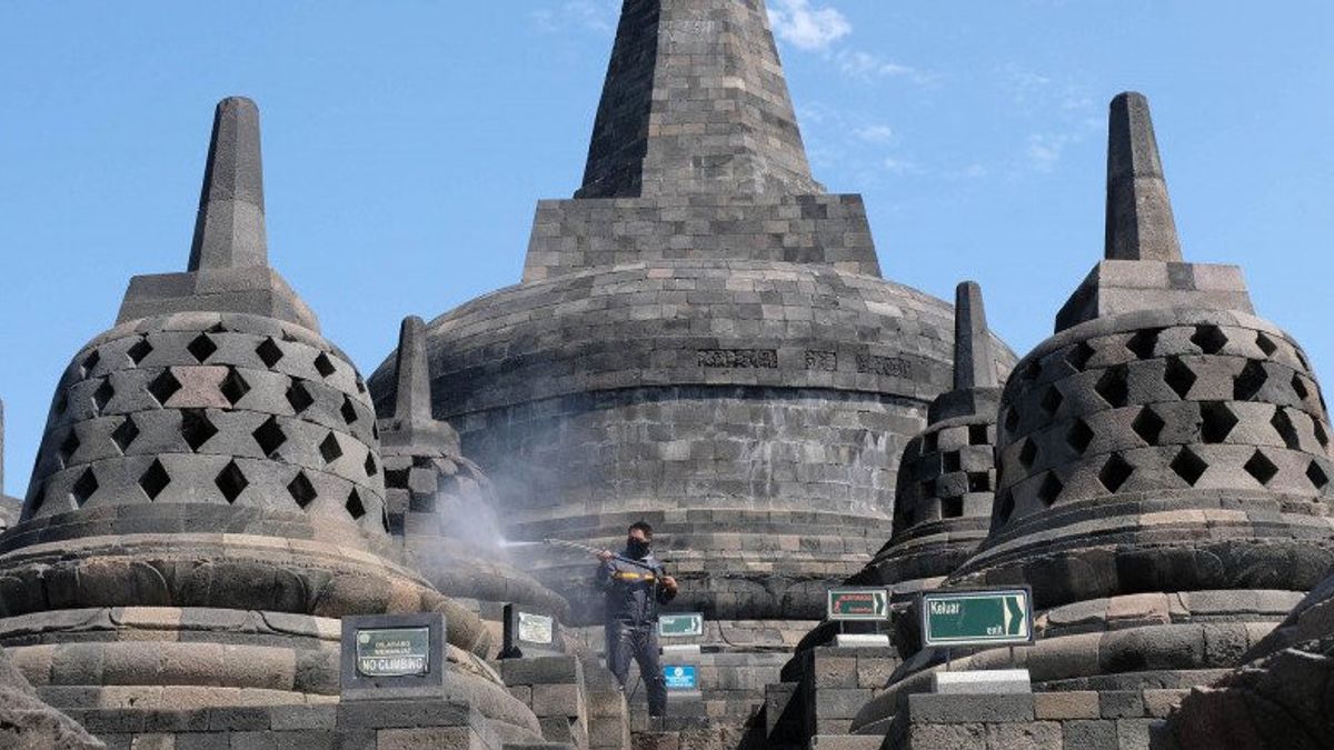 Jokowi Will Issue A Presidential Decree On The Single Entity Of Borobudur Tourism
