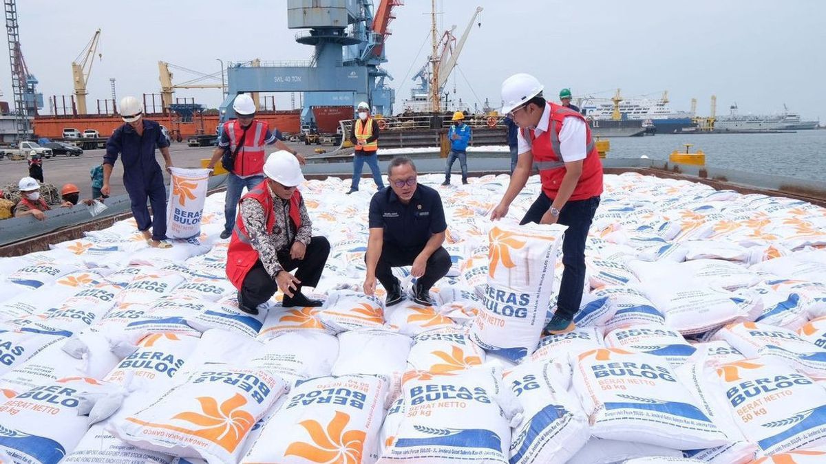 Trade Minister Zulhas Expressed The Reason Why Indonesia Imports 200,000 Tons Of Rice: Keep Market Price Stability