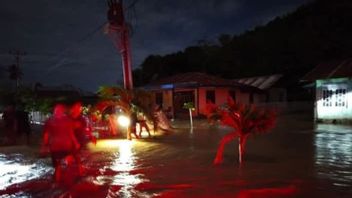 Hit By Floods, River Embankment In Parigi Moutong Jebol