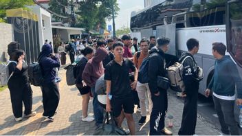 カンボジアのオンライン詐欺シンディケートの元1,618人のインドネシア人が祖国に戻った